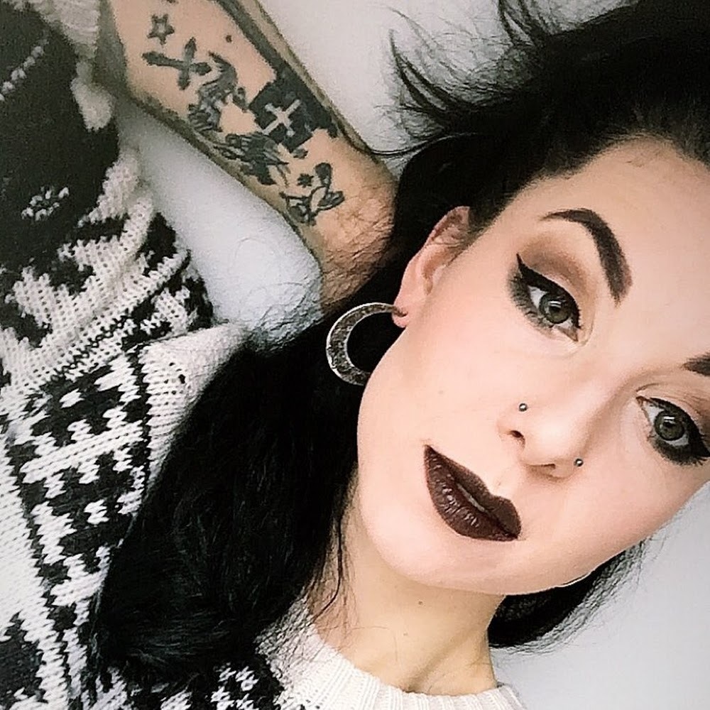 Meet your Posher, Tess